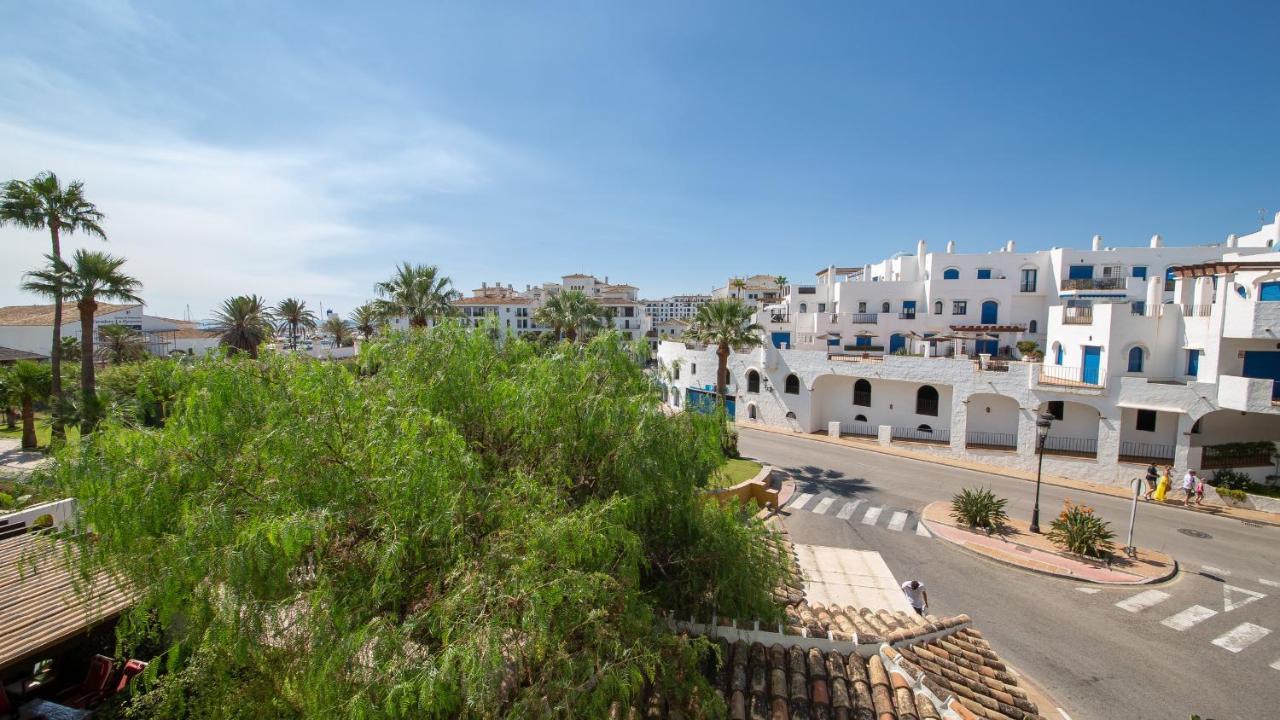 Lovely 2-Bed Apartment In Marina De La Duquesa Castillo de Sabinillas エクステリア 写真