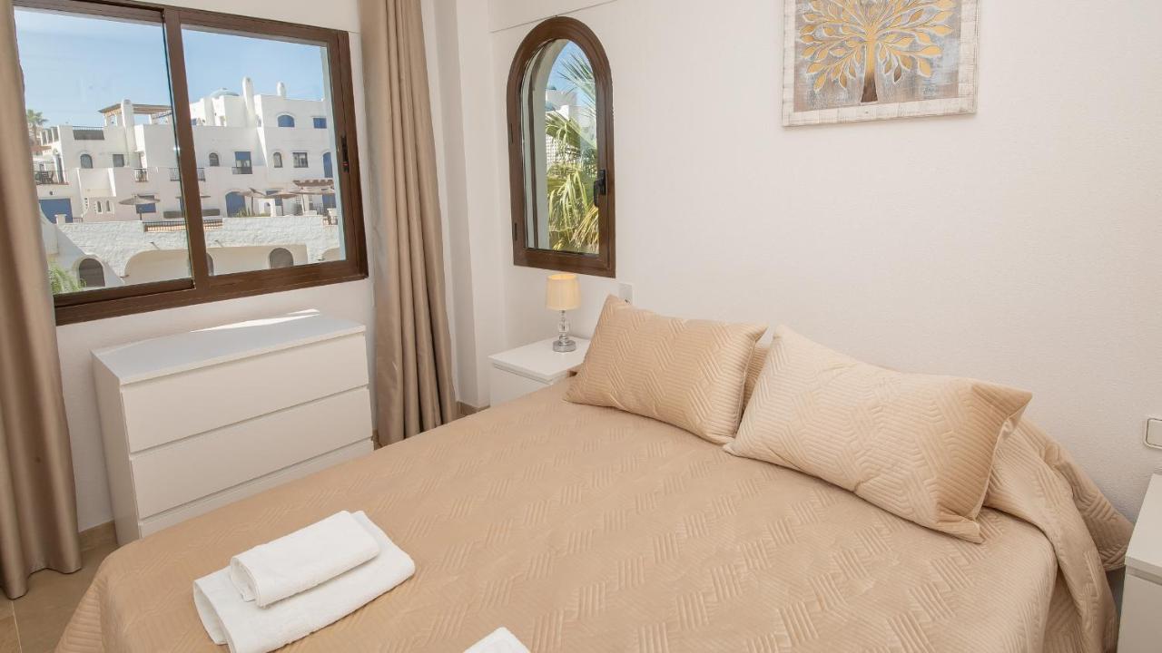 Lovely 2-Bed Apartment In Marina De La Duquesa Castillo de Sabinillas エクステリア 写真